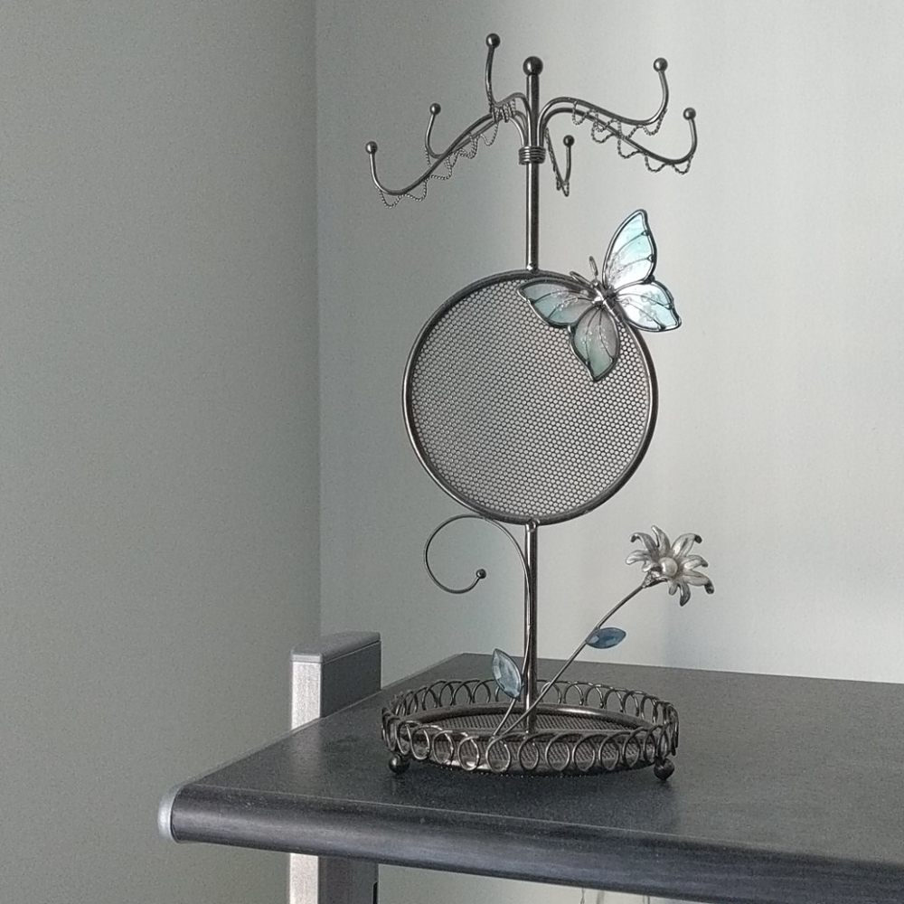 Jewelry organizer